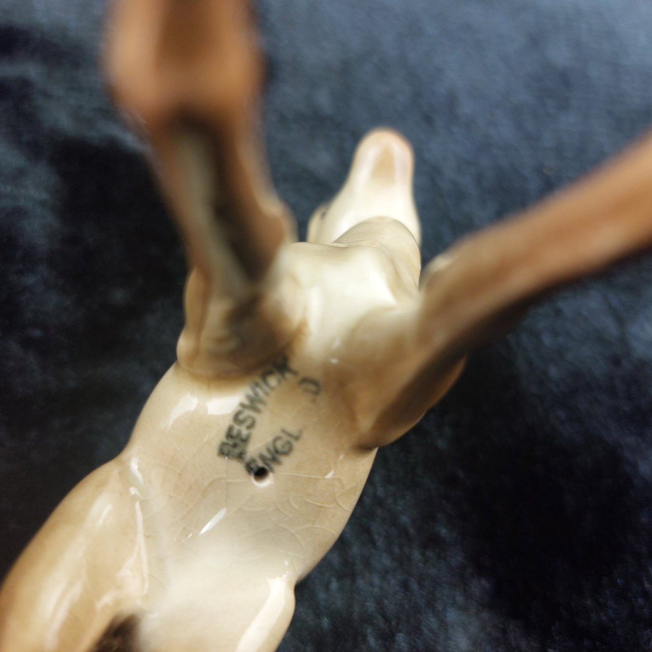 Beswick England Fawn Figurine -Deer Spotted Baby Glazed Vintage 4" Long Beige10