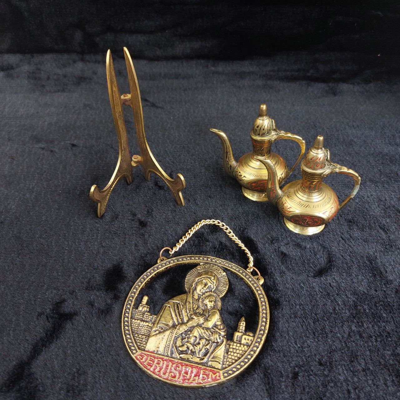 Brass Religious Jerusalem Plaque & Pic Holder & 2×Pitcher Collectable decor gold2