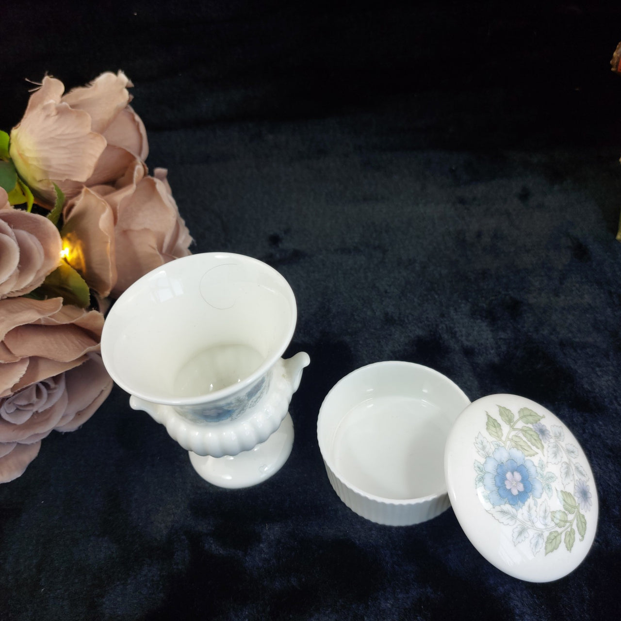 Wedgwood Bone China Mini Vase & Trinket Box - Blue Floral -England Traditional8