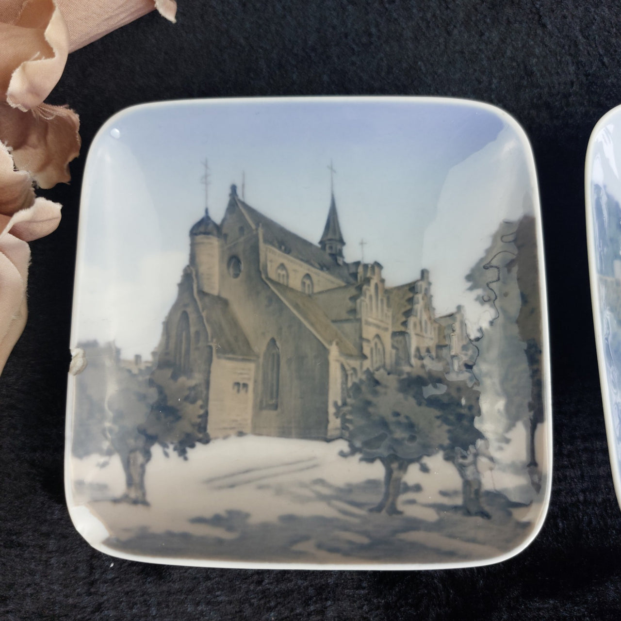 2×Royal Copenhagen Ashtray Dish Domkirken Hald Slelv Danish Landmark Porcelain9