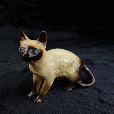 Siamese Cat Acceptable Made in England  Figurine  Ceramic Glazed 12cm Worn Spot 1