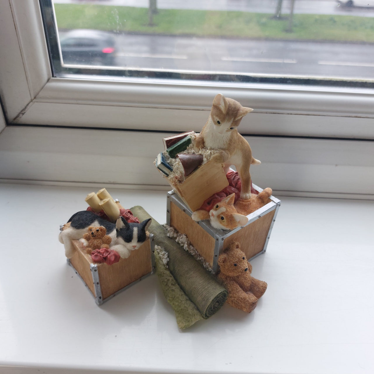 Sherratt & Simpson Cats Good Figurine Moving House 2004 Resin Ornament Fine 6.5"17
