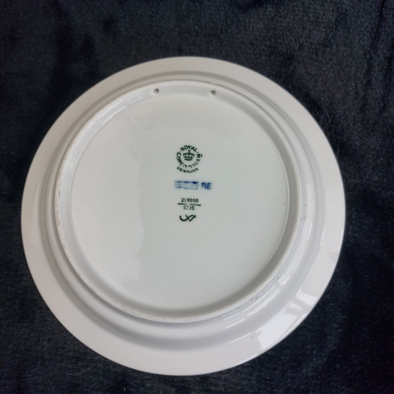 Royal Copenhagen Blue Plate  19cm Farmer Tractor Scene 299010 Denmark 52285
