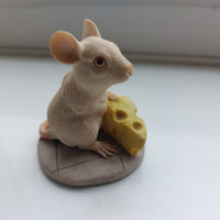 Thumbnail for Border Fine Arts First Friends FF5 – 1989 Mouse with Cheese Figurine gift9
