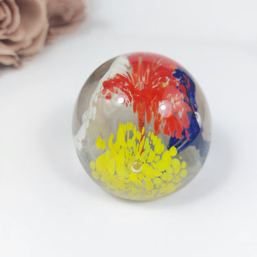 Vintage Art Glass Paperweight – Floral Multicolor with Bubbles Murano Italy1