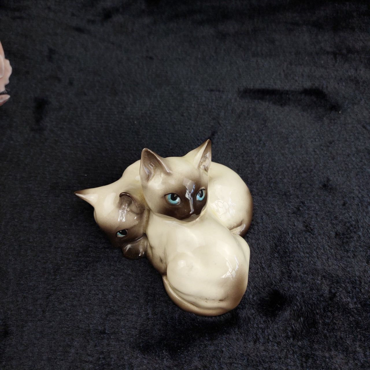Beswick Siamese Cat Pair Figurine Vintage Good England Ceramic 3.5x5"2