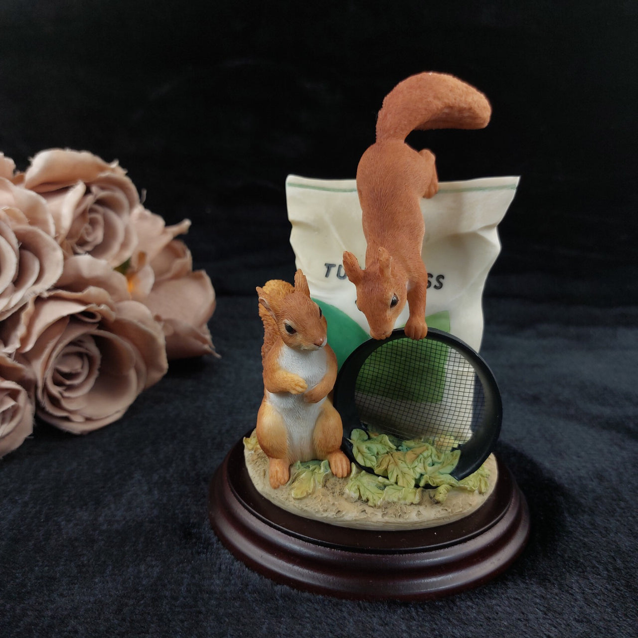 Border Arts Fine Good Squirrels in Garden 2014 Figurine A26260 Mammals Decor.1